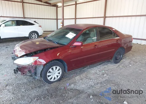 2005 Toyota Camry Le z USA, uszkodzony, nr VIN 4T1BE32K95U034122